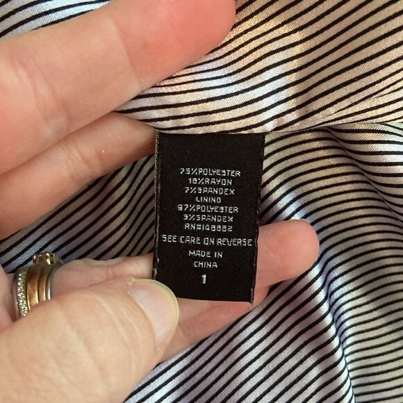 Torrid Black One Button 3/4 Sleeve Casual Business Blazer Size 1 - Picture 7 of 8